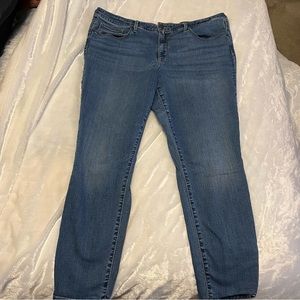 Universal Thread Medium Wash High Rise Skinny Jeans